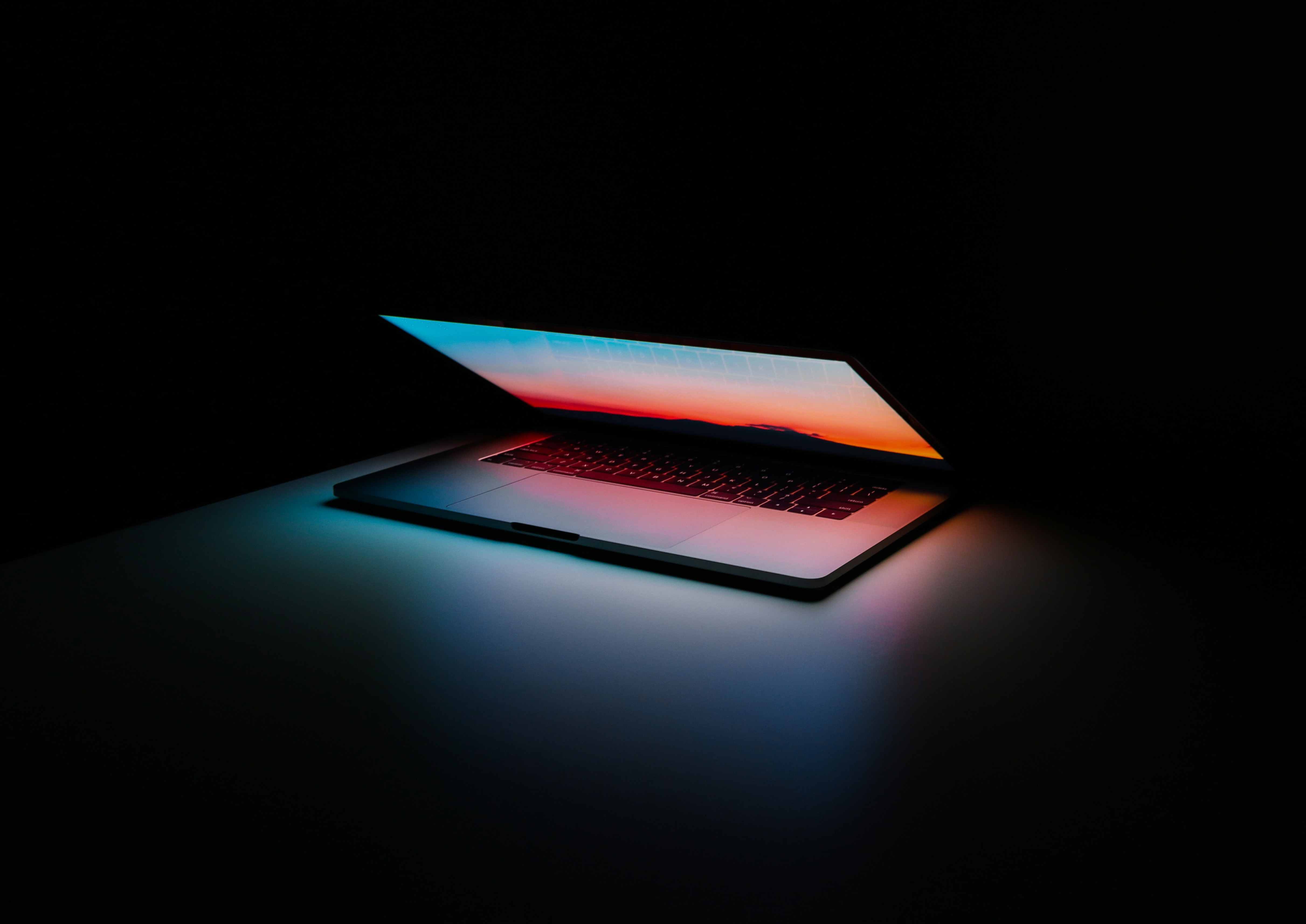 închiriere echipamente IT hardware leasing